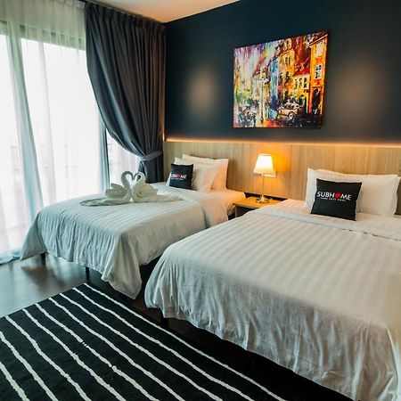 Almas Suites By Subhome Nusajaya  Bagian luar foto