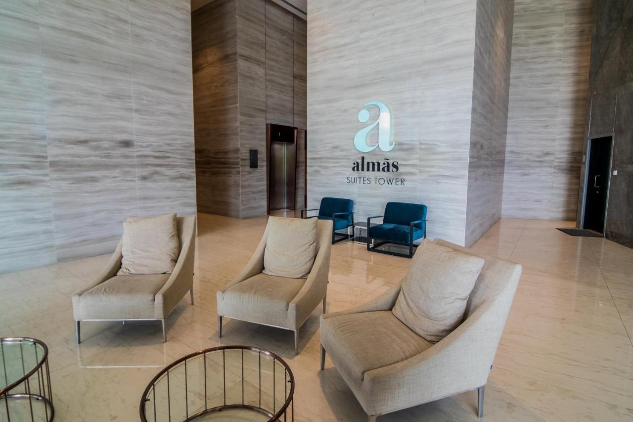 Almas Suites By Subhome Nusajaya  Bagian luar foto