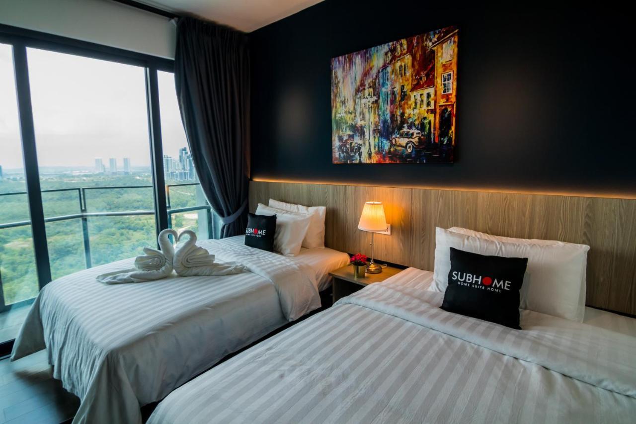 Almas Suites By Subhome Nusajaya  Bagian luar foto