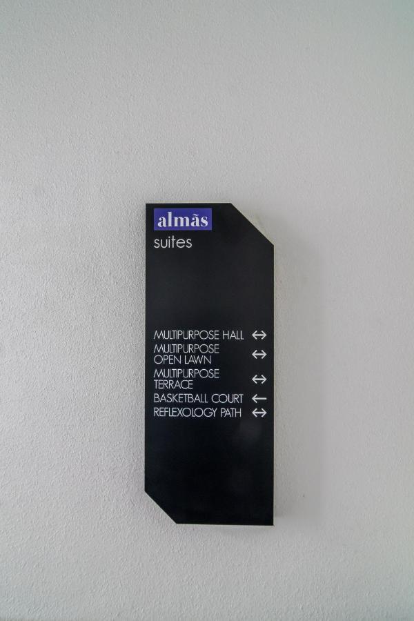 Almas Suites By Subhome Nusajaya  Bagian luar foto